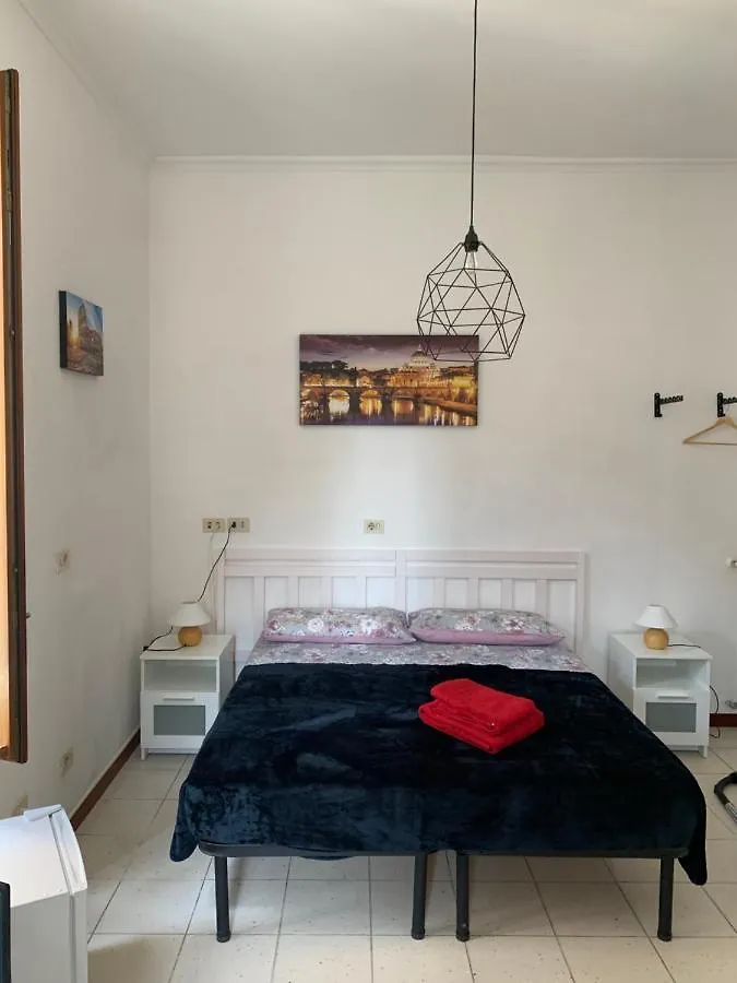Guest house Long John Rooms Rome